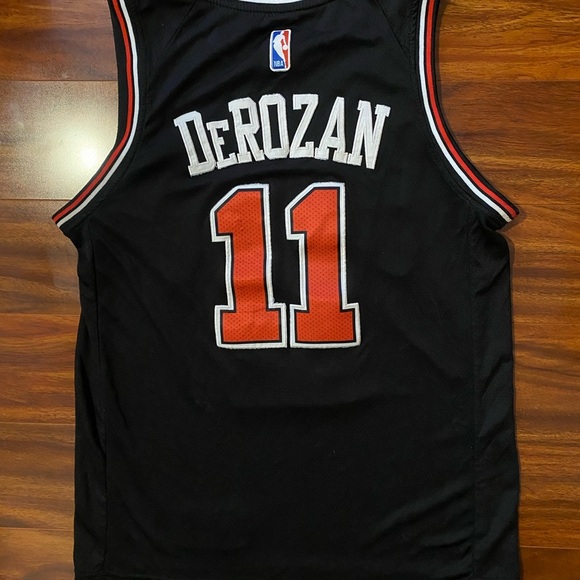 Nike Chicago Bulls NBA Basketball DeRozan No. 11 Jersey size 48 Unisex. - Picture 9 of 13